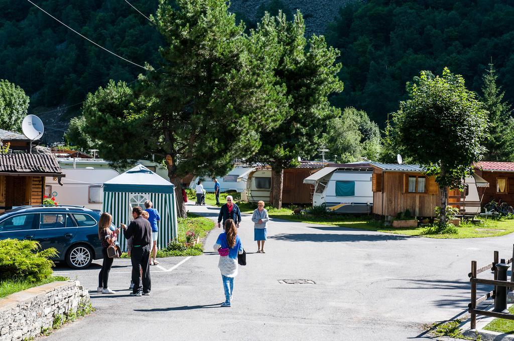 Villaggio Turistico Camping Cervino Анте-Сент-Андре Экстерьер фото