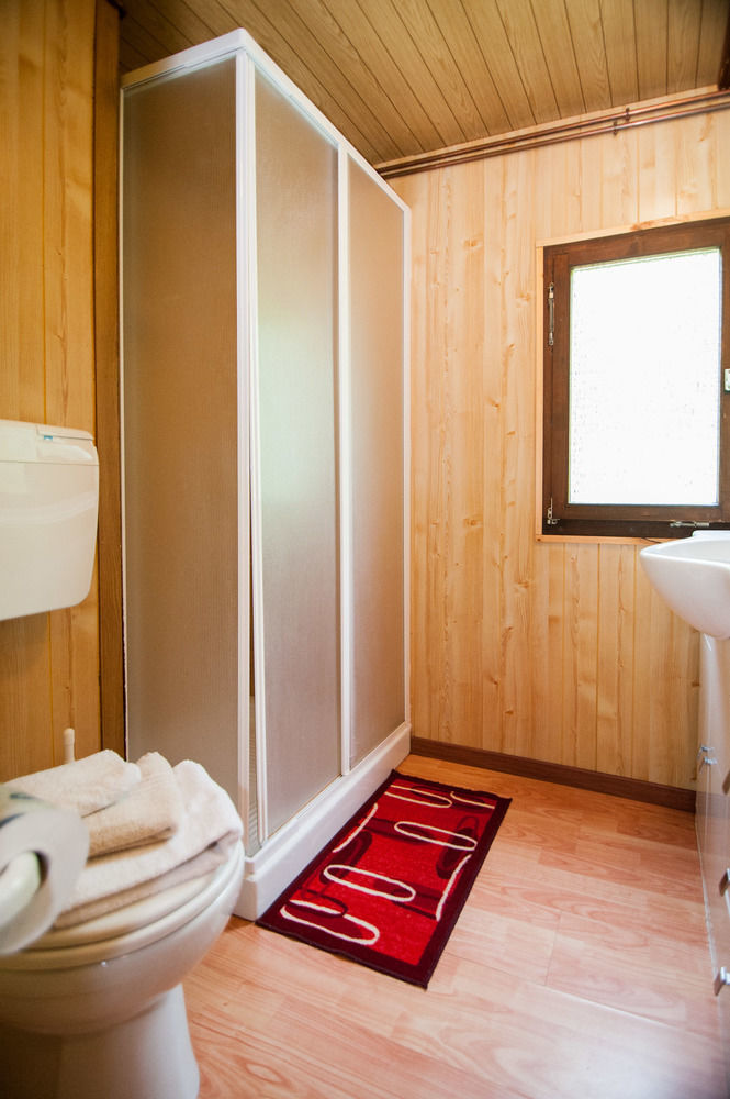 Villaggio Turistico Camping Cervino Анте-Сент-Андре Экстерьер фото