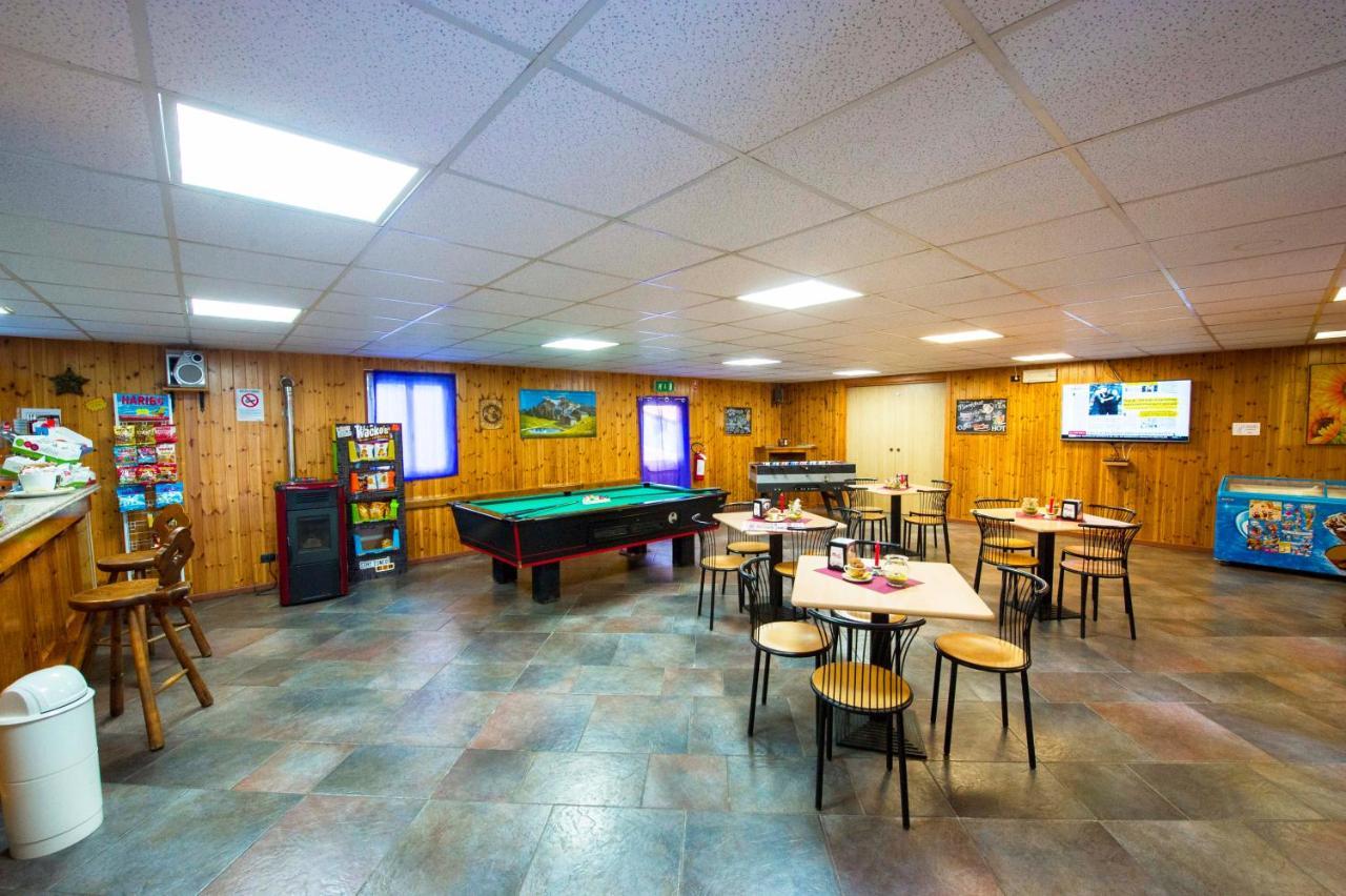 Villaggio Turistico Camping Cervino Анте-Сент-Андре Экстерьер фото
