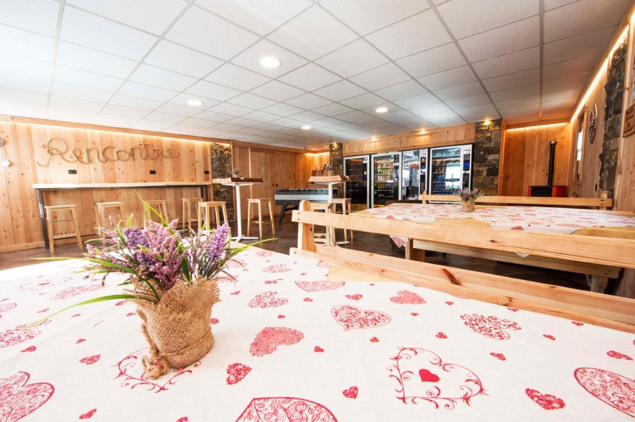 Villaggio Turistico Camping Cervino Анте-Сент-Андре Экстерьер фото